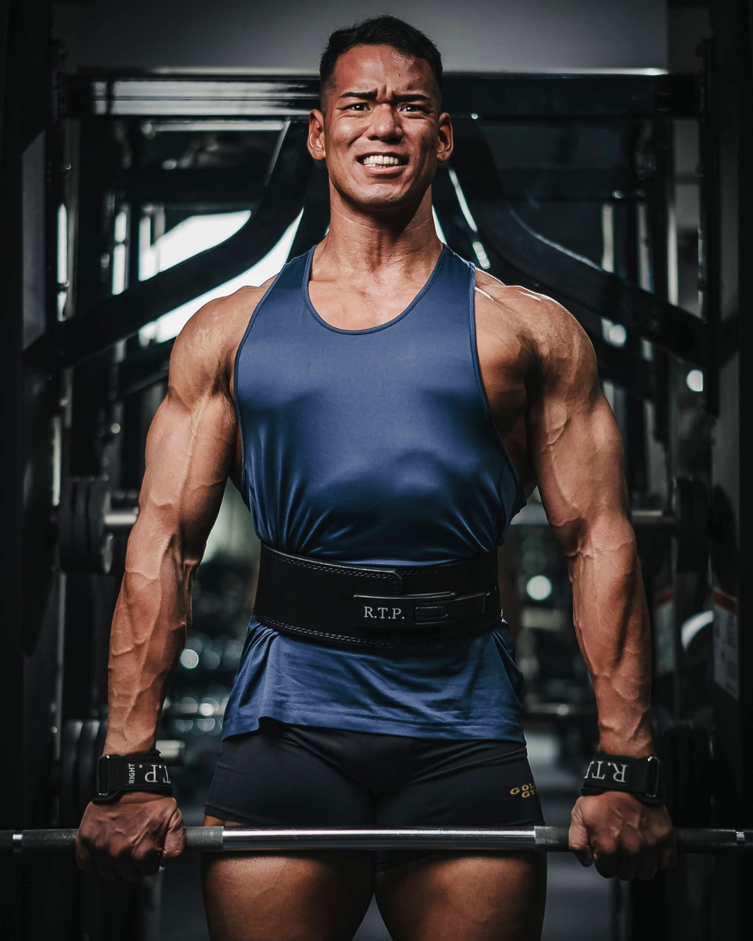 痛くないトレーニングベルト "レバーアクションタイプ”