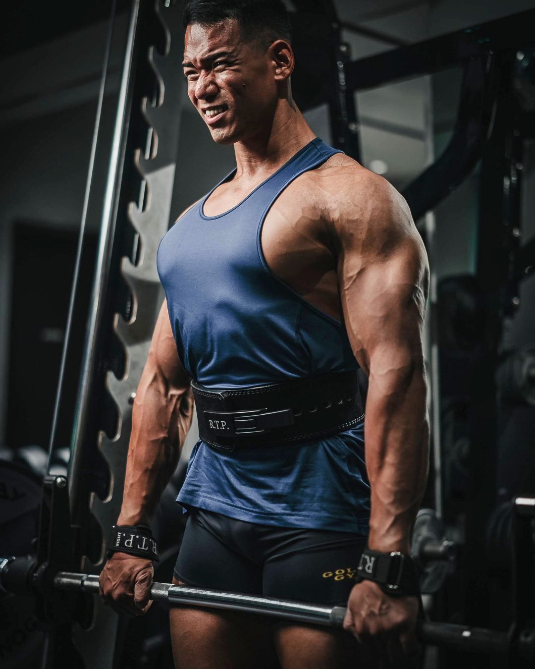 痛くないトレーニングベルト "レバーアクションタイプ”